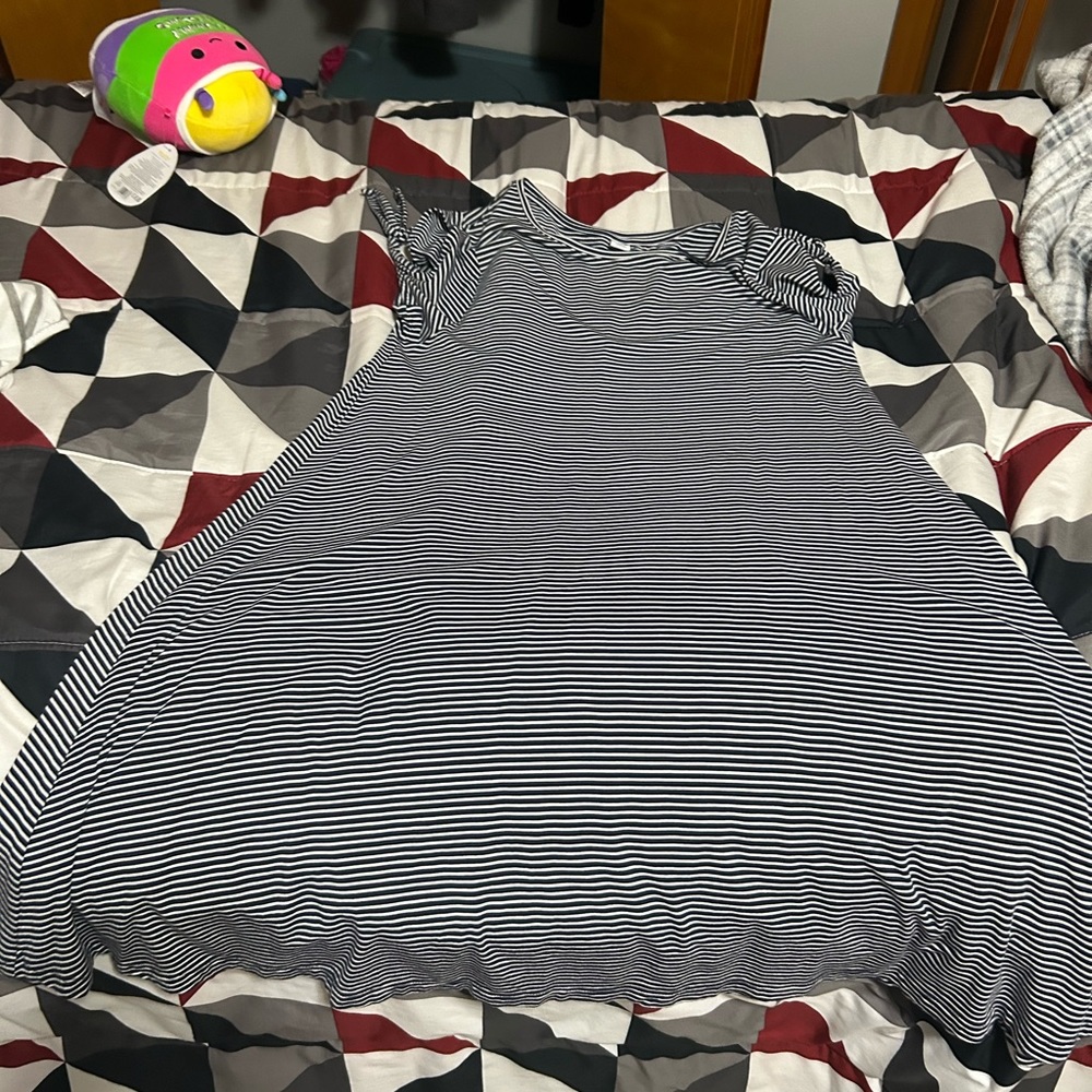 Size med Striped dress